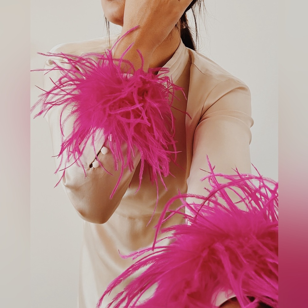 Pink feather cuffs bracelet